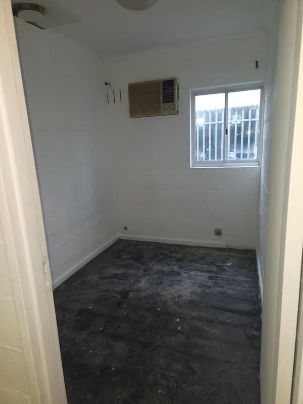 To Let commercial Property for Rent in Parow Western Cape